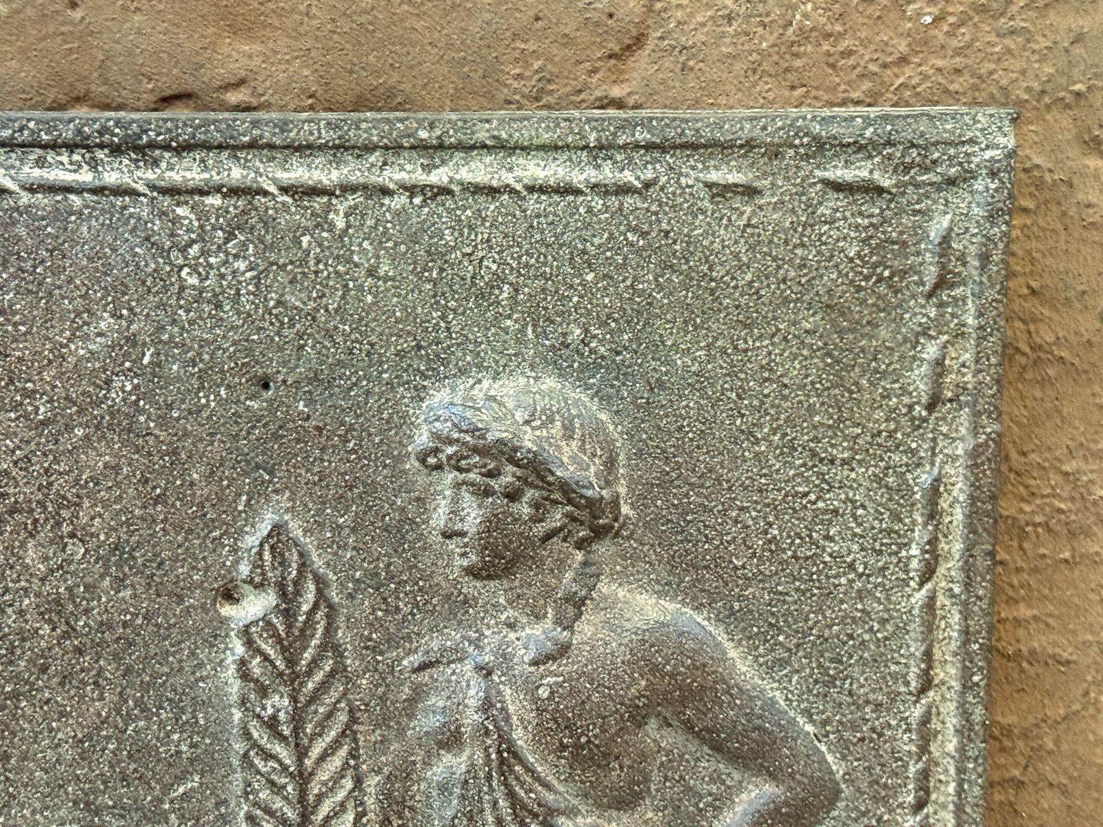 French Neoclassical Period Fireback / Backsplash, 18th   19th C. photo vinterior