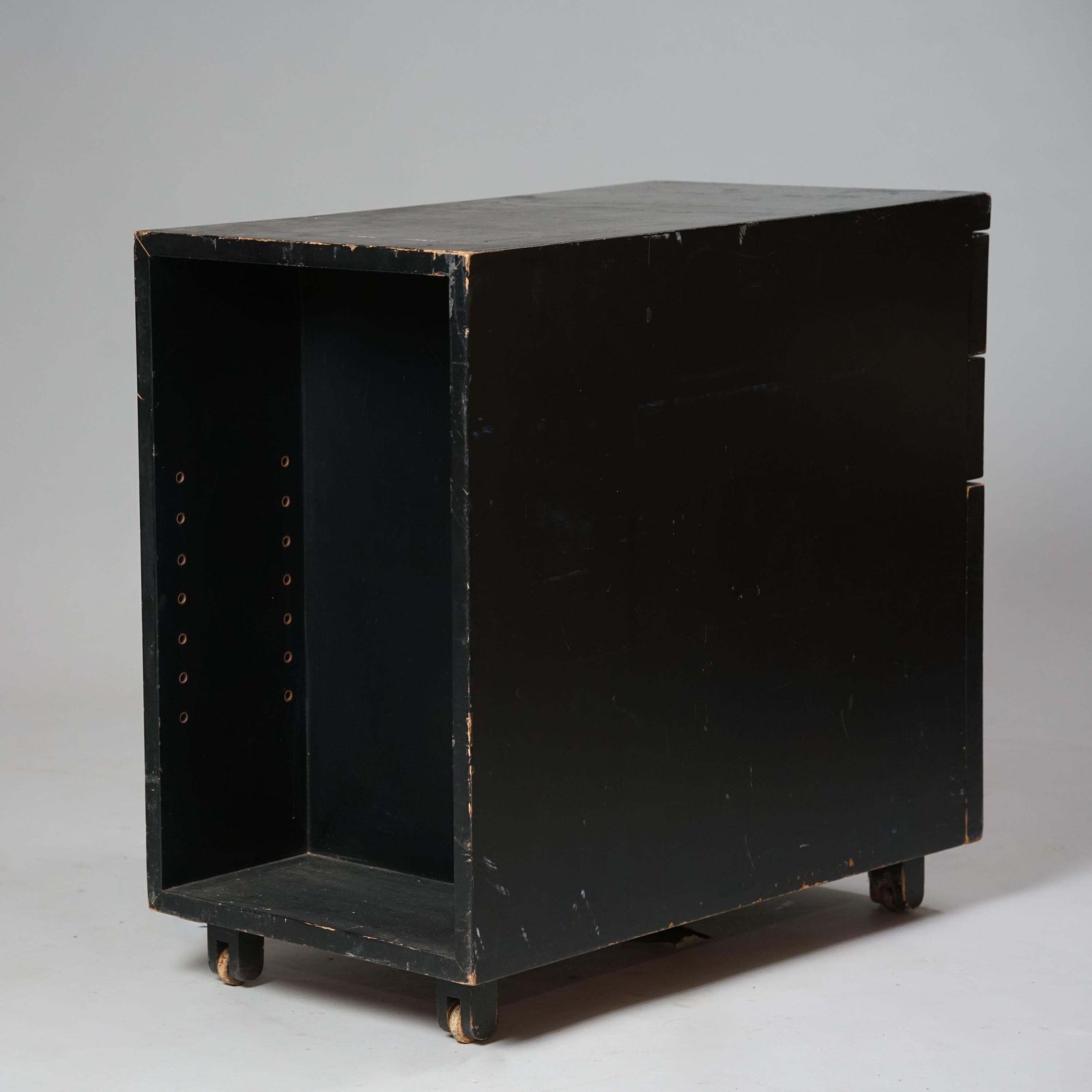 photo furniture Model Hb96 Chest Of Drawers, Alvar Aalto, Oy Huonekalu  Ja Rakennustyötehdas Ab