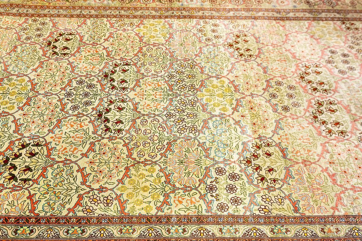 Hereke Rug Silk photo furniture
