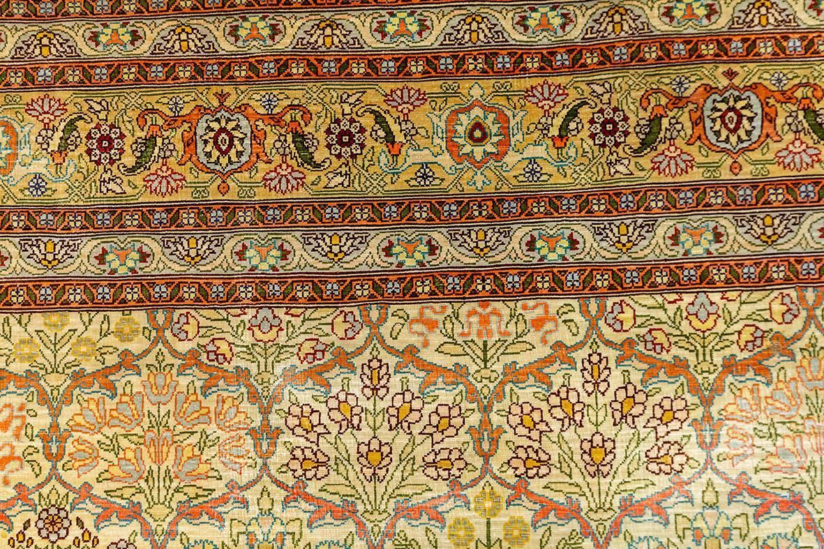 photo furniture Hereke Rug Silk