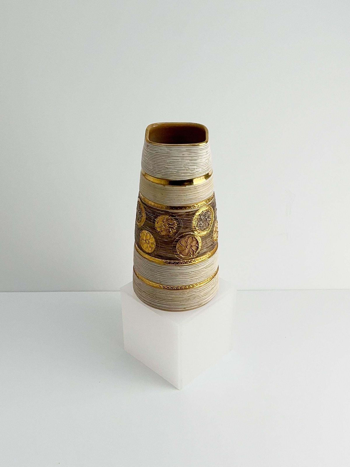 Italian Mid Century Sgraffito Vase By Fratelli Fanciullacci For Elbee photo buy