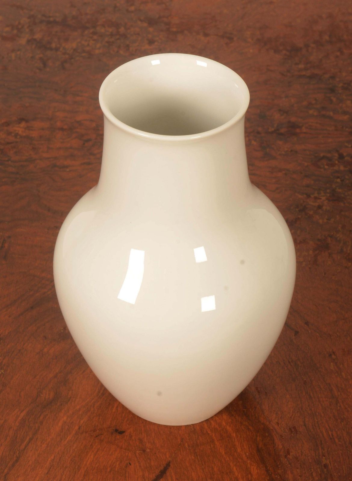 Porcelain Kpm Berlin Vase Designed By Siegmund Schütz photo for sale