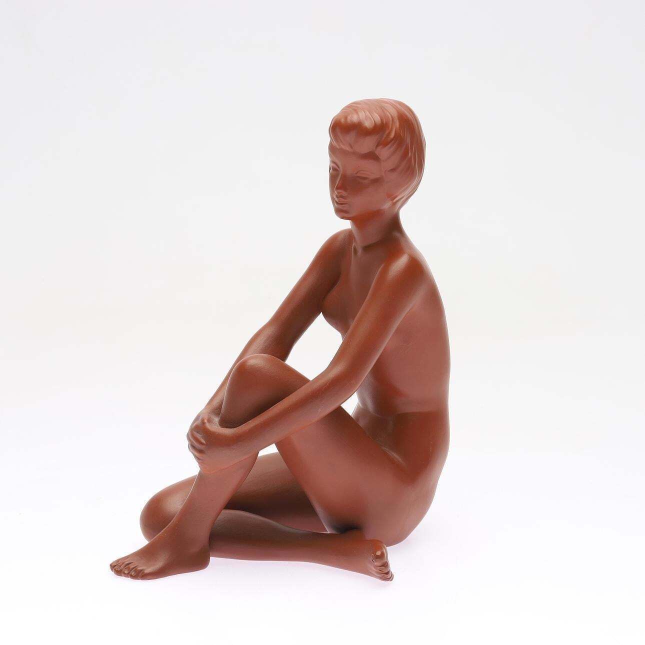 Seated Woman Figurine Sculpture By Gmundner Ceramic photo 311.0