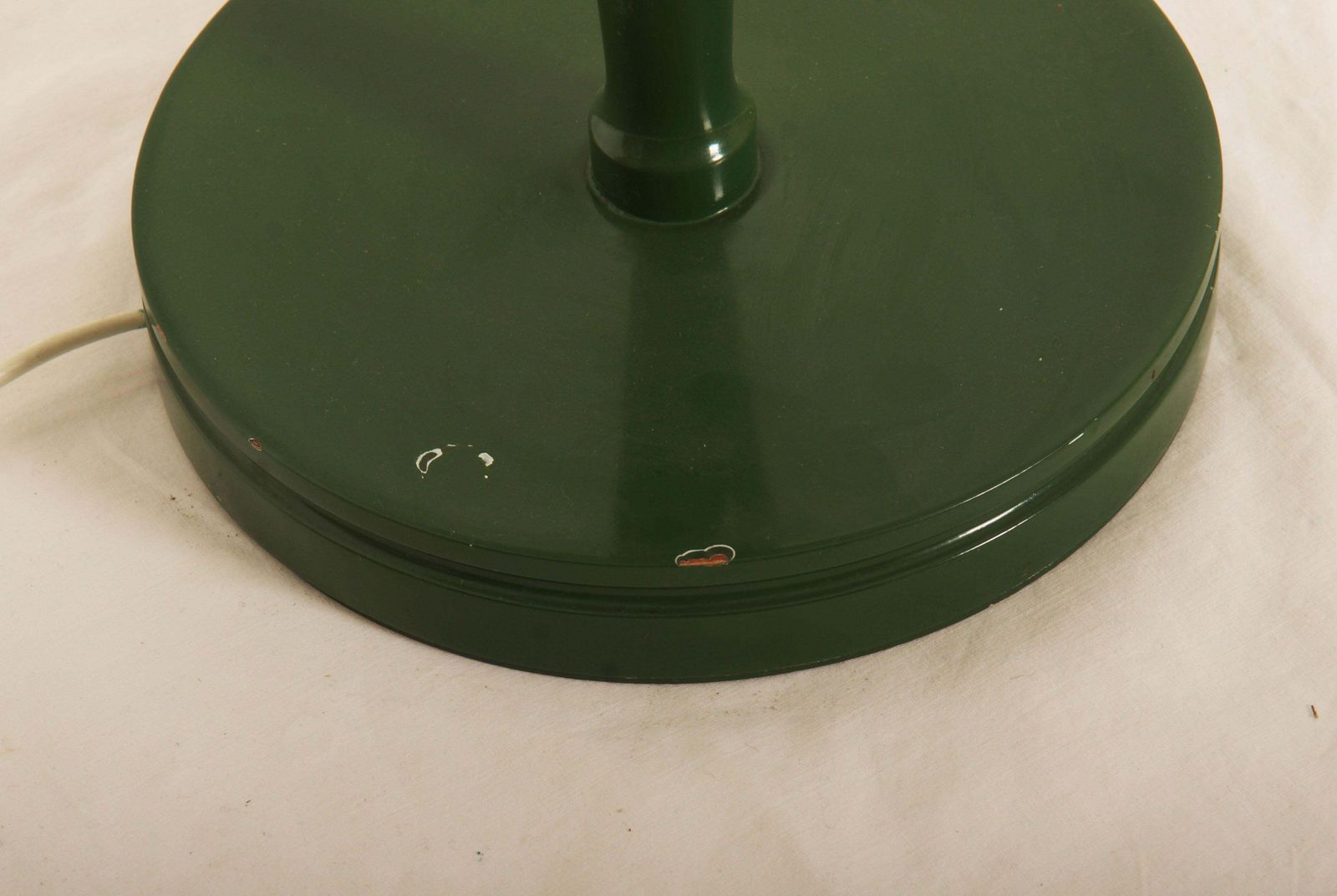 photo vintage Green Table Lamp 2563 By Josef Frank