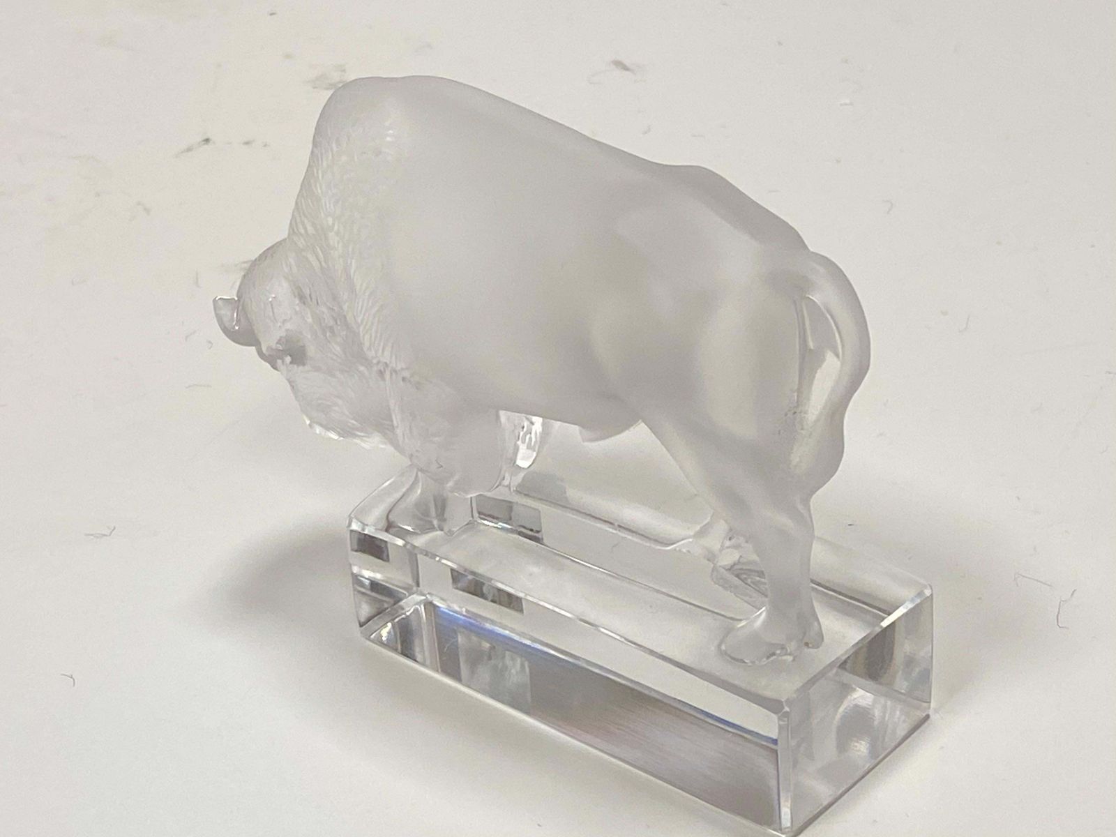 368.0 Glass Sculpture Paperweight "Bison" By Lalique photo