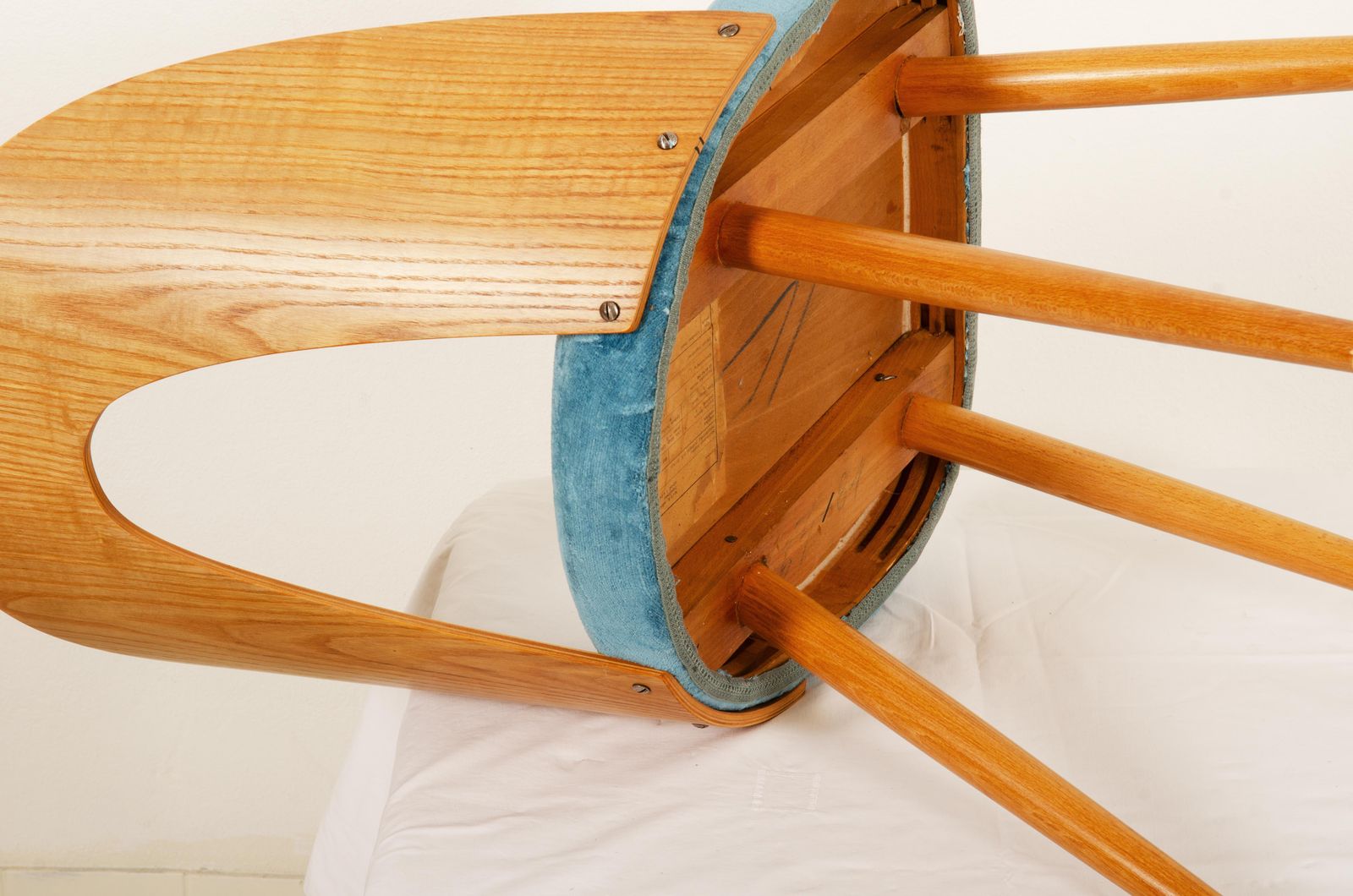 photo for sale Mid Century Modern Ash Dining Chair By Antonin Suman For Tatra