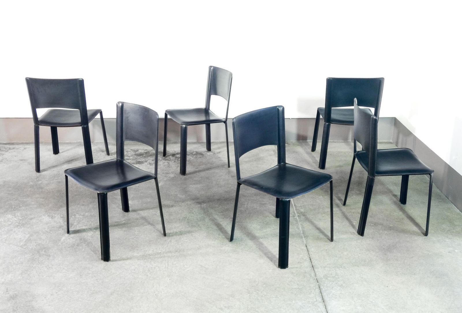 Set Of Six Chairs, Designed By Willy Rizzo For Cidue, In Black Leather. Italy, 1970s photo furniture