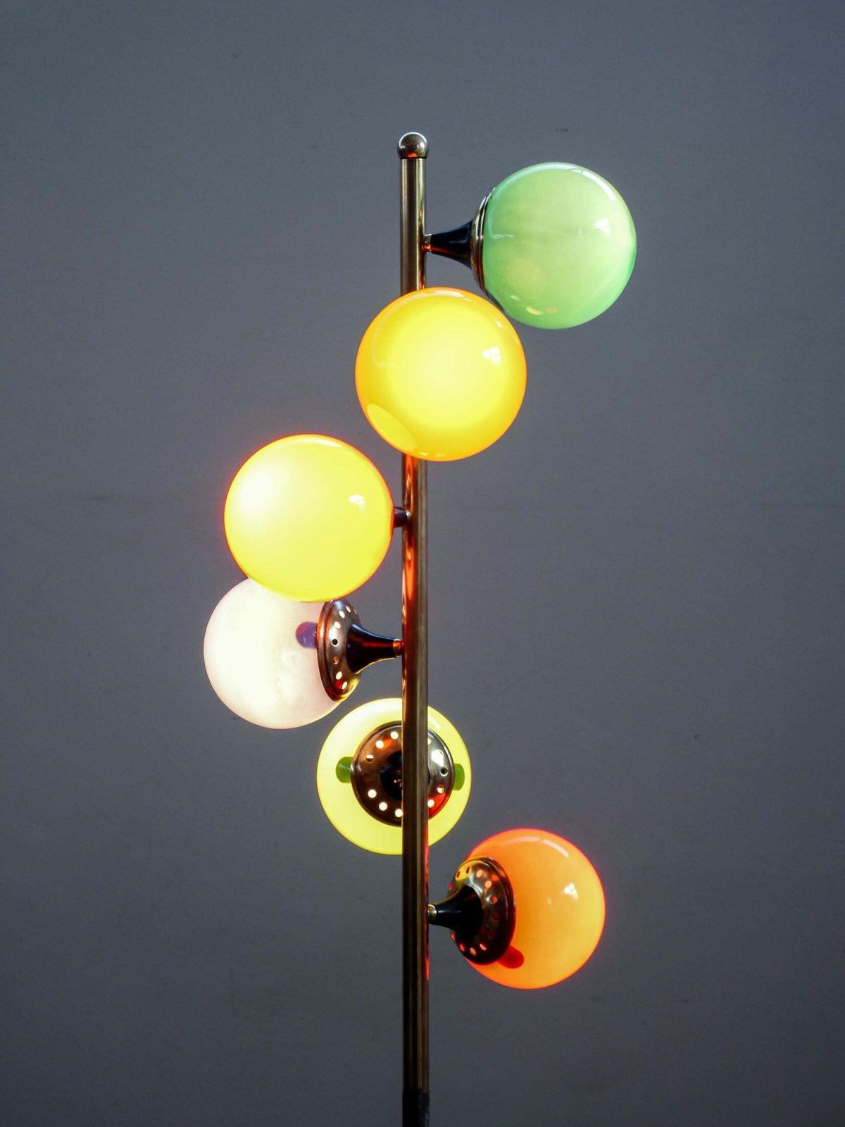 photo furniture Lampada Da Terra Alberello Design Stilnovo. Accensione A Tre Fasi. Italia, 1960s