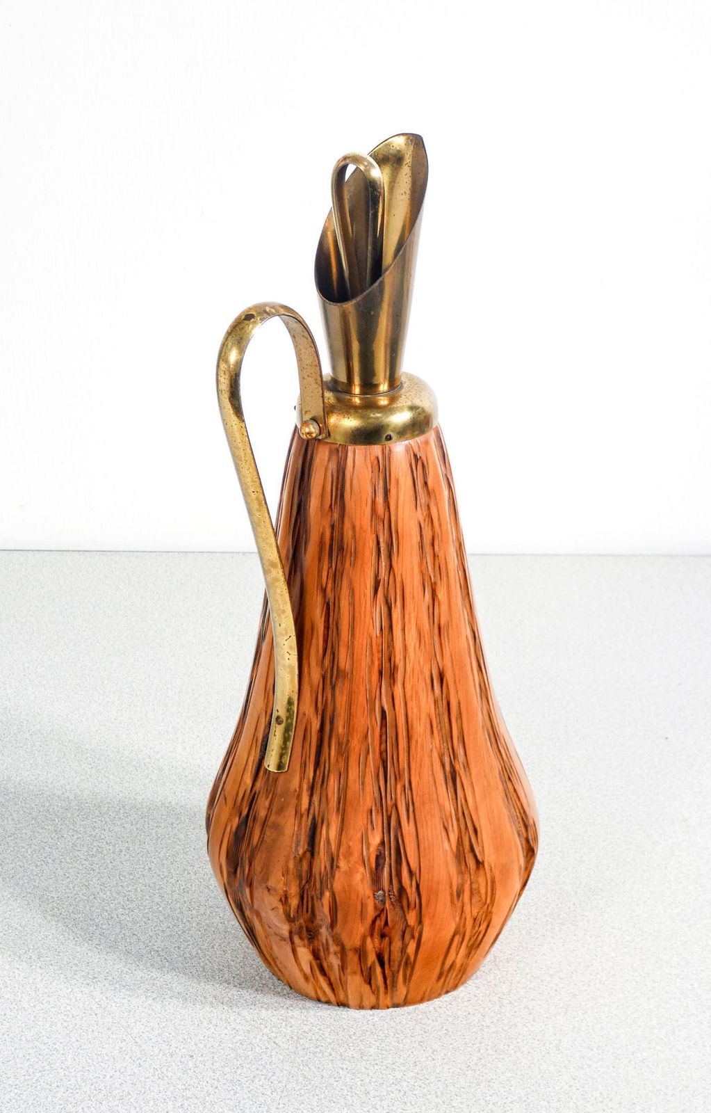 Pitcher, Design Aldo Tura For Macabò. Wood And Brass. Italy, 50s photo 319.0