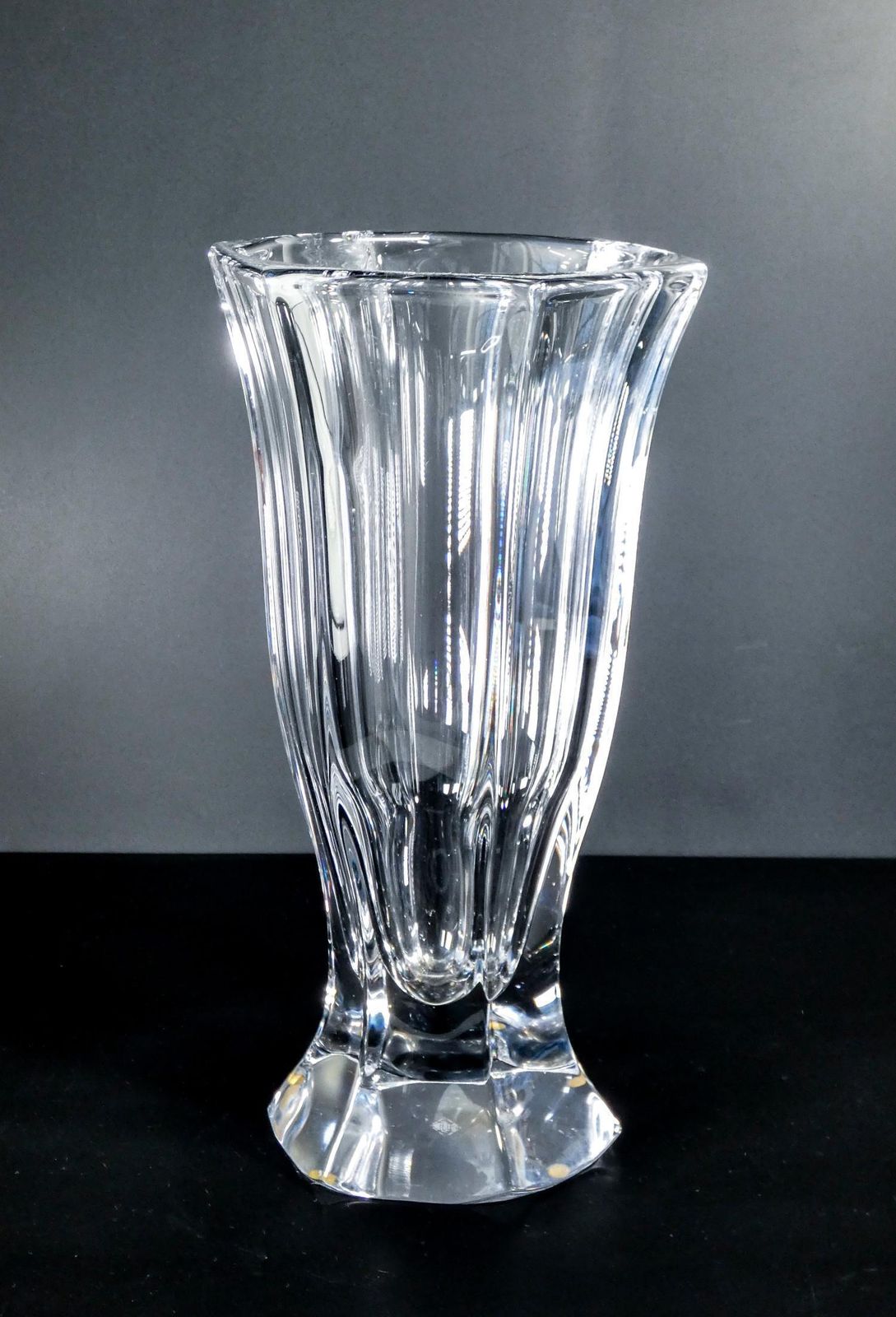 Crystal Vase, Design By Vannes Art, France, 20th C photo for sale
