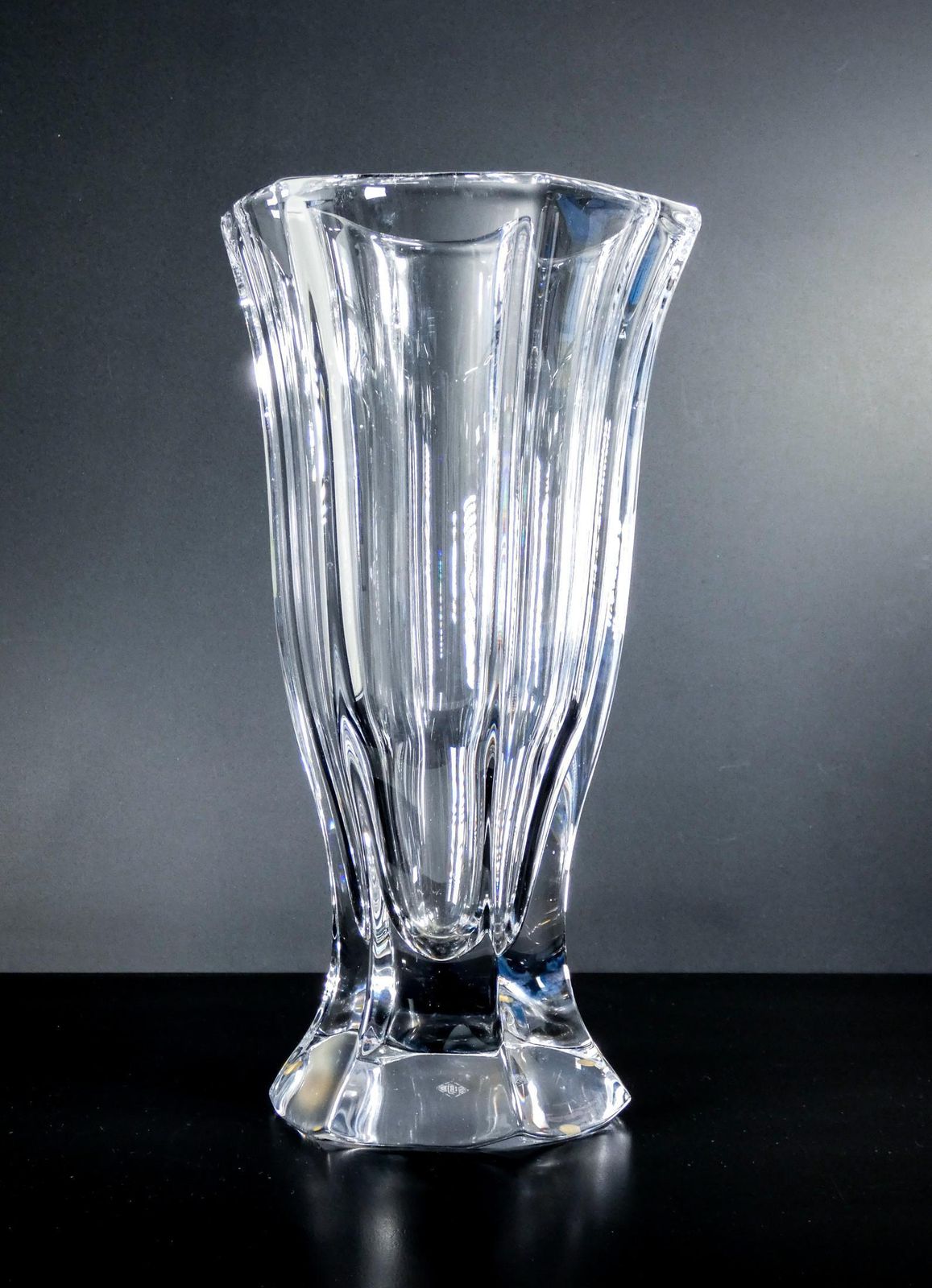 Crystal Vase, Design By Vannes Art, France, 20th C photo Home Decor