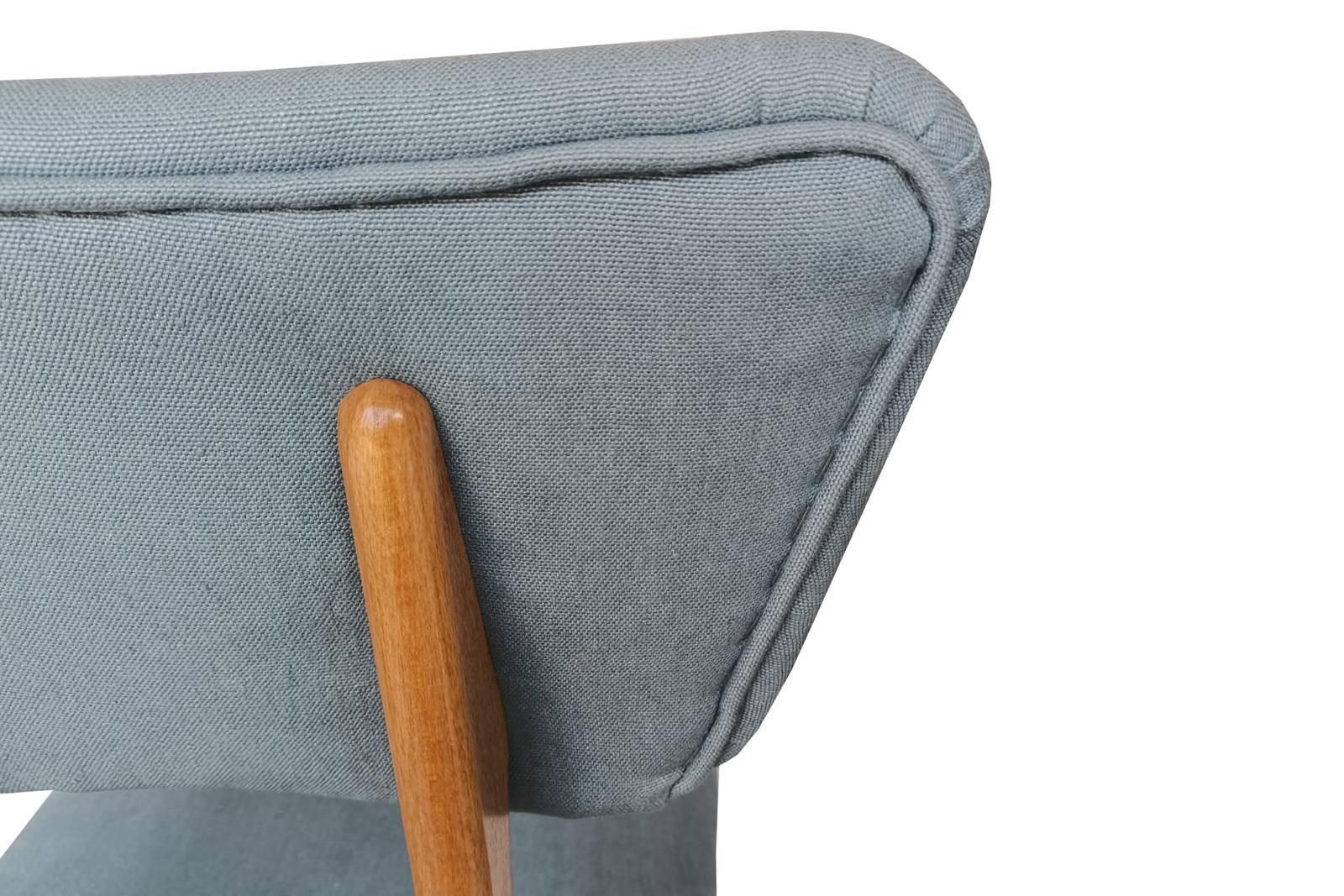Tien Mid Century Butterfly Stoelen, Blauw Pierre Frey Linnen, Eikenhout, Europa, 1960 photo vintage