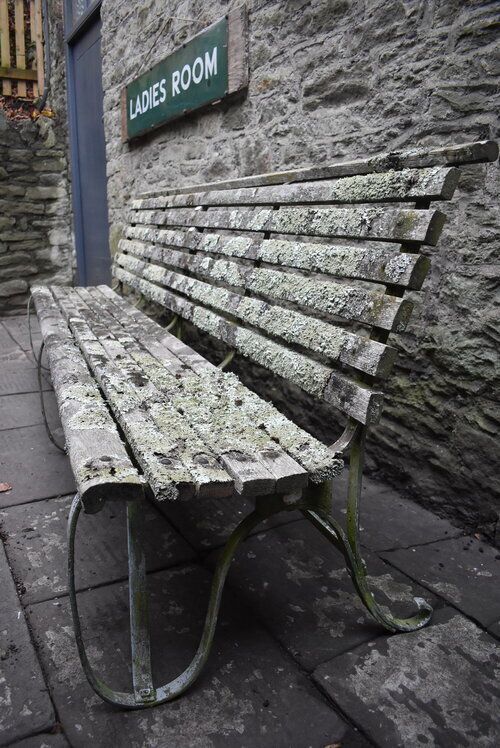 Garden Furniture Victorian Iron & Teak Long Garden Bench photo