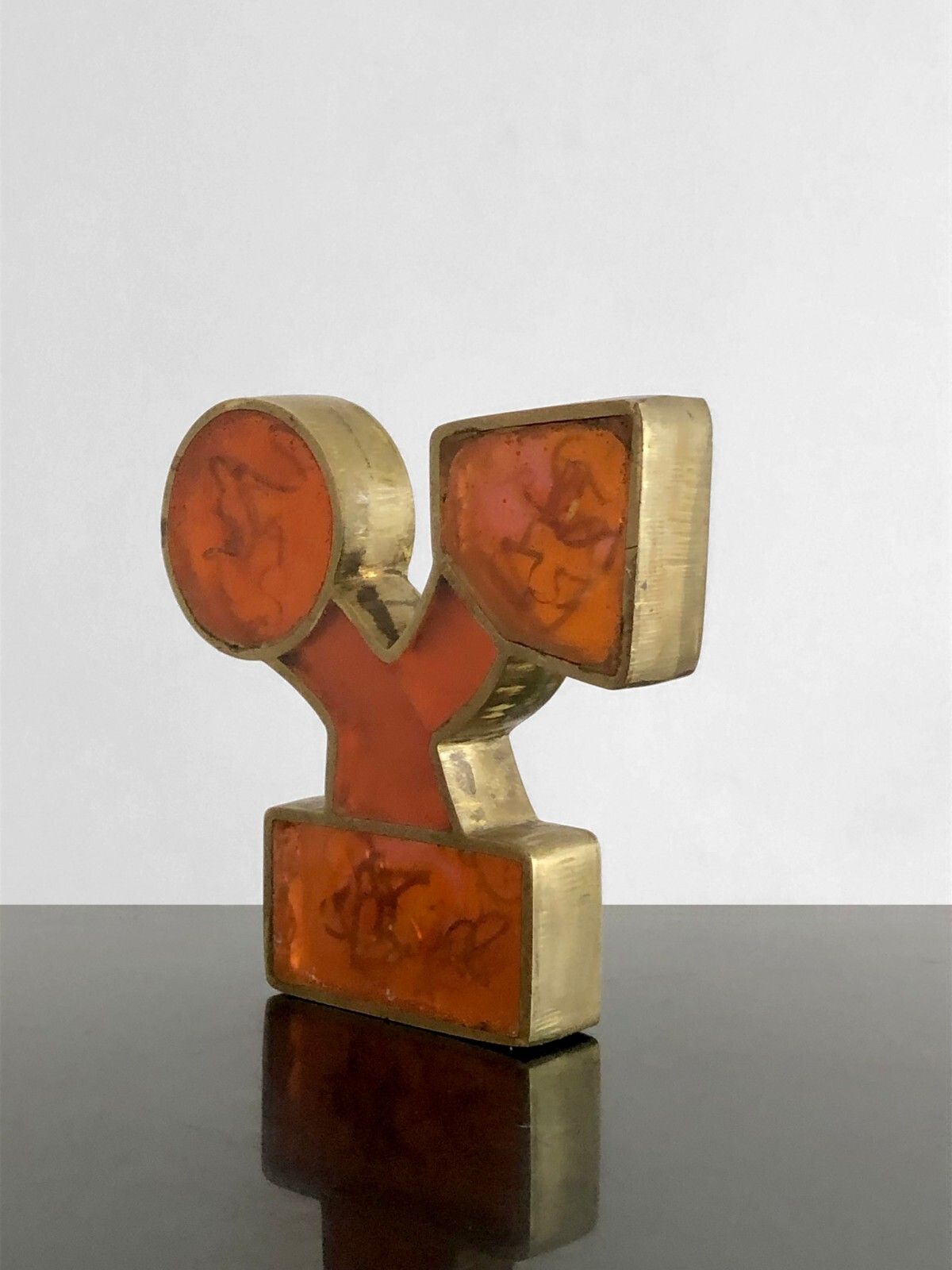 1970 Sculpture Fractal Resin Inclusion Pop Bronze & Plexiglas Lucite Giraudon photo for sale