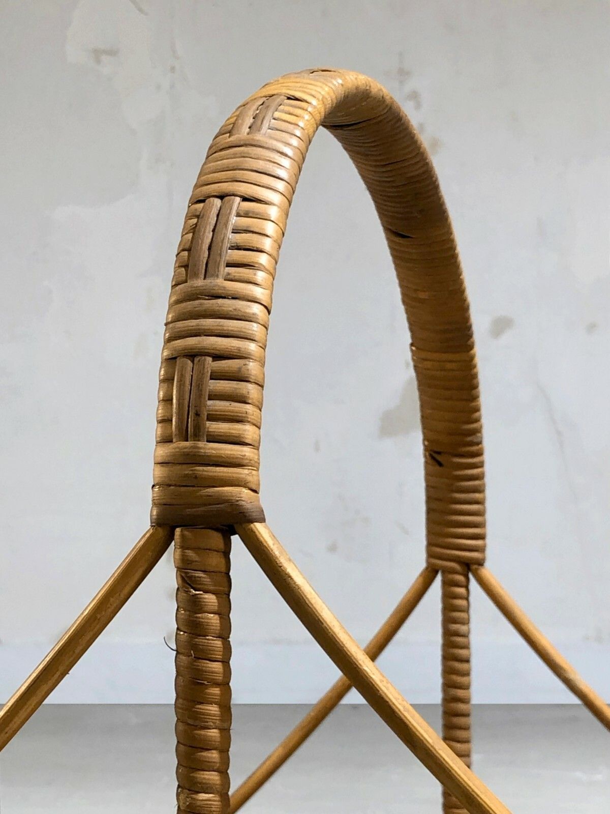 1950 Modernist Brutalist Free Form Folk Art Book Holder Basket photo furniture