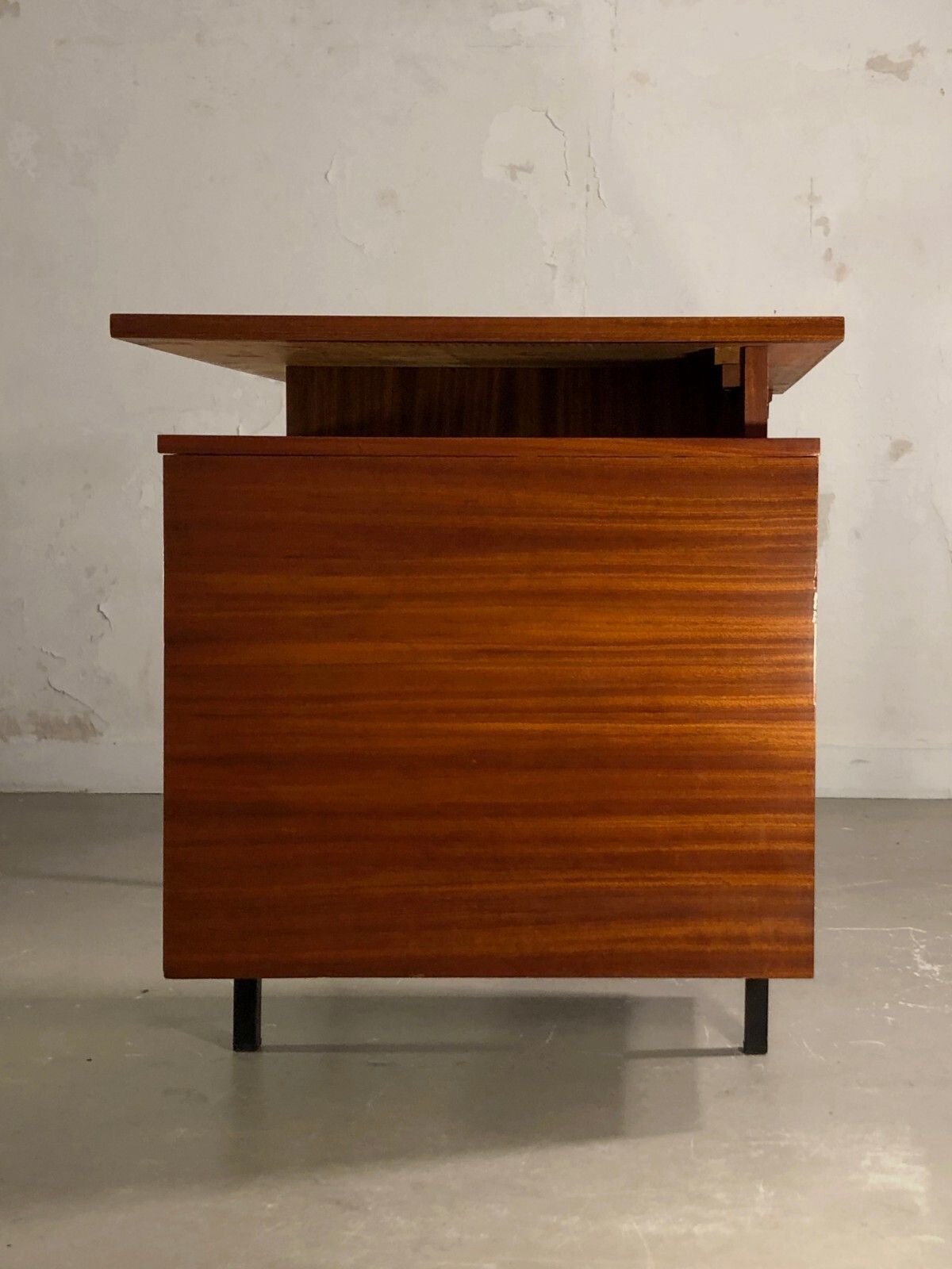 1950 Pierre Paulin Office Cm 172 Tuna Modernist Reconstruction Arp Guariche photo vinterior