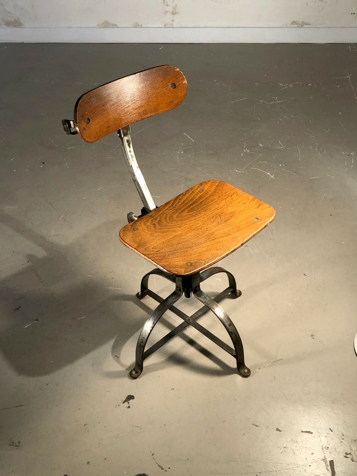 1950 Modernist Reconstruction Bauhaus Industrial Workshop Chair Chapo Perriand photo for sale