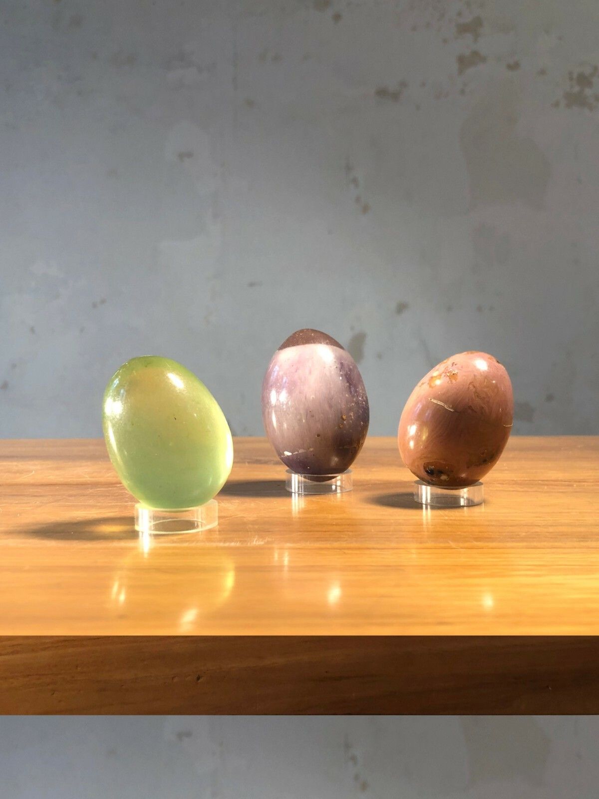 1970 Stone Giraudon 3 Eggs Postmodernist Sculptures Lucite Fractal Resin