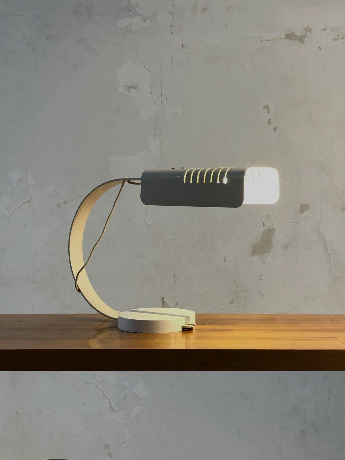 1970 Paolo Calliari T Line Post Modernist Space Age Lamps Guzzini Colombo