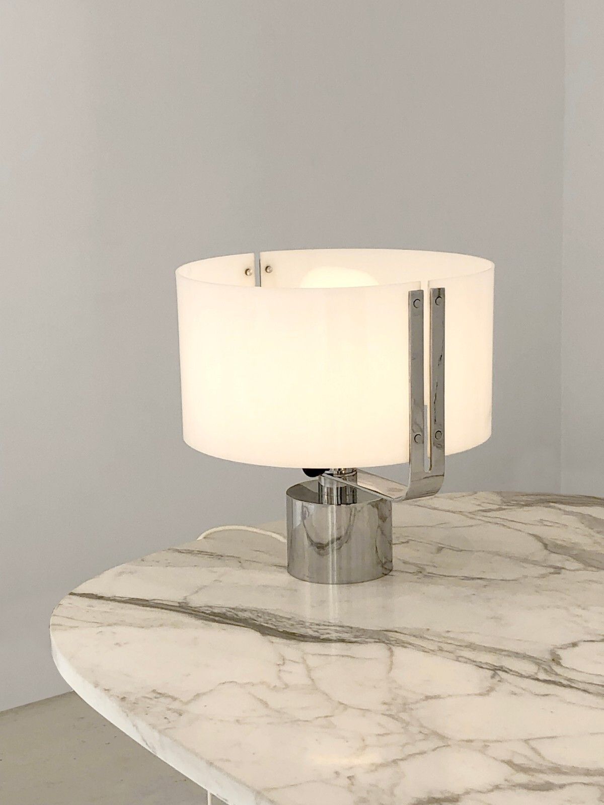 1970 Paolo Caliari T Line Modernist Lamp Arteluce Quinet Stilnovo Sarfatti