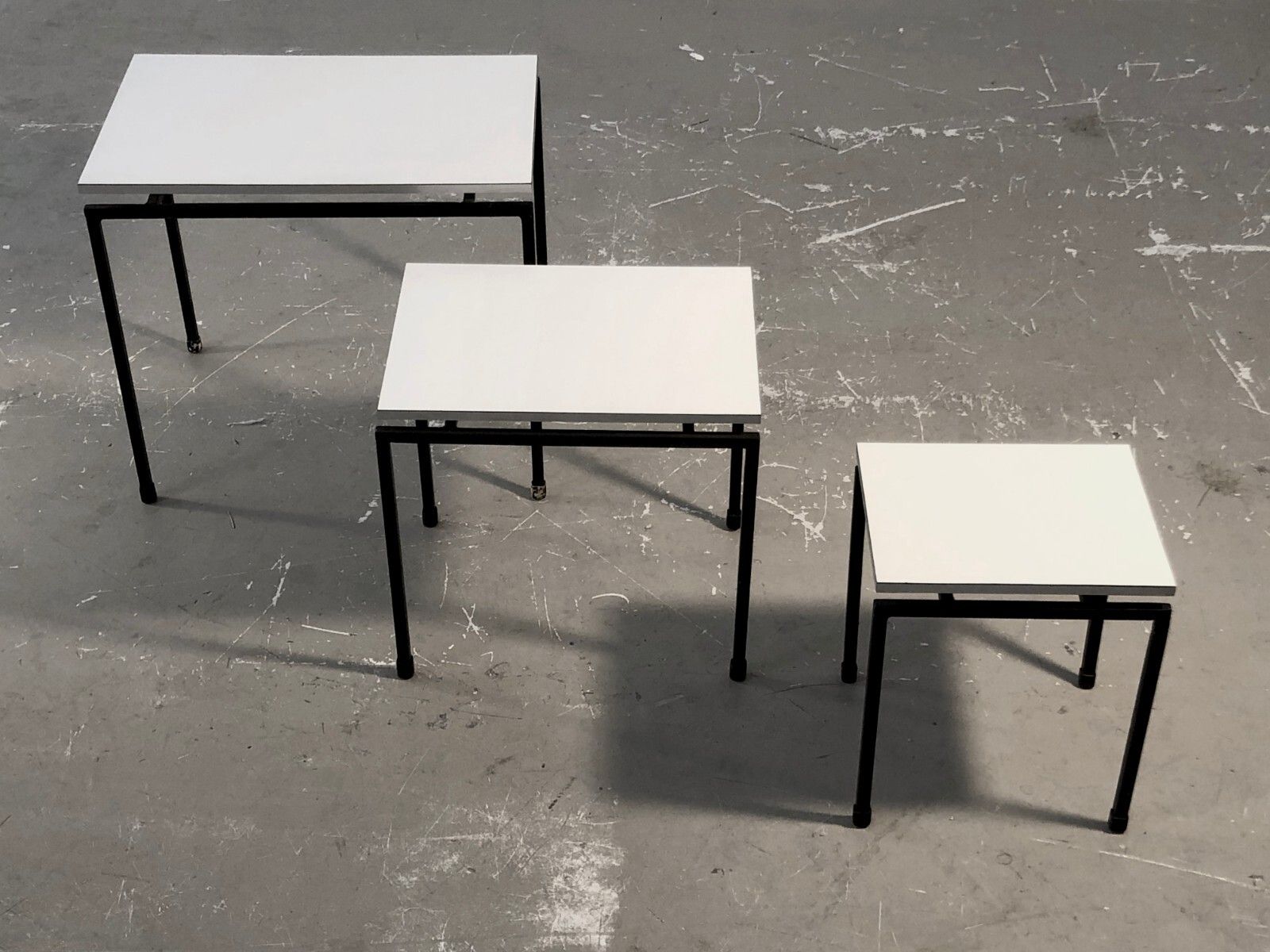 1950 3 Gigogne Modernist Bass Tables Guariche Arp Motte Alain Richard photo furniture