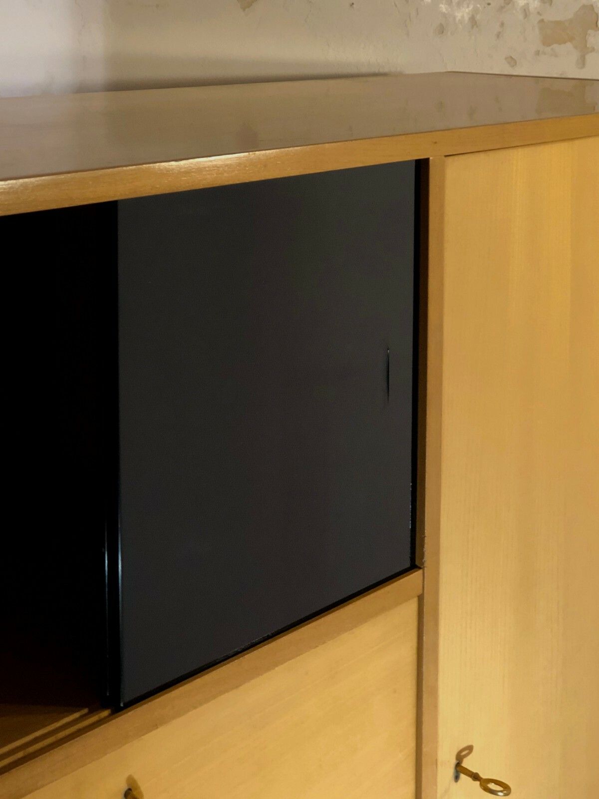 photo furniture 1950 Modernist Cabinet Reconstruction Arp Alain Richard Guariche Motte Charron
