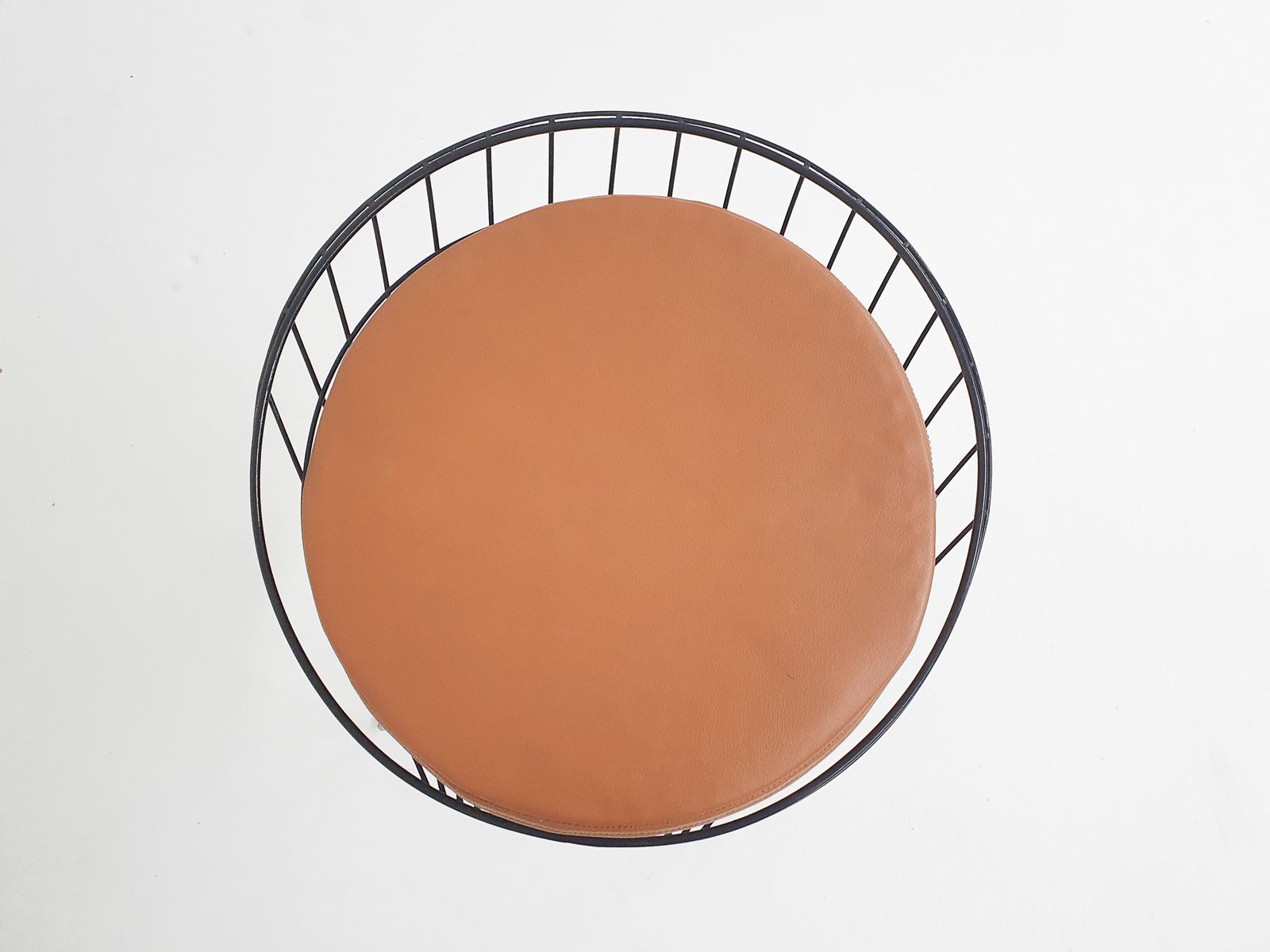 photo furniture Cees Braakman For Pastoe Km05 Metal Wire Stool, The Netherlands 1958