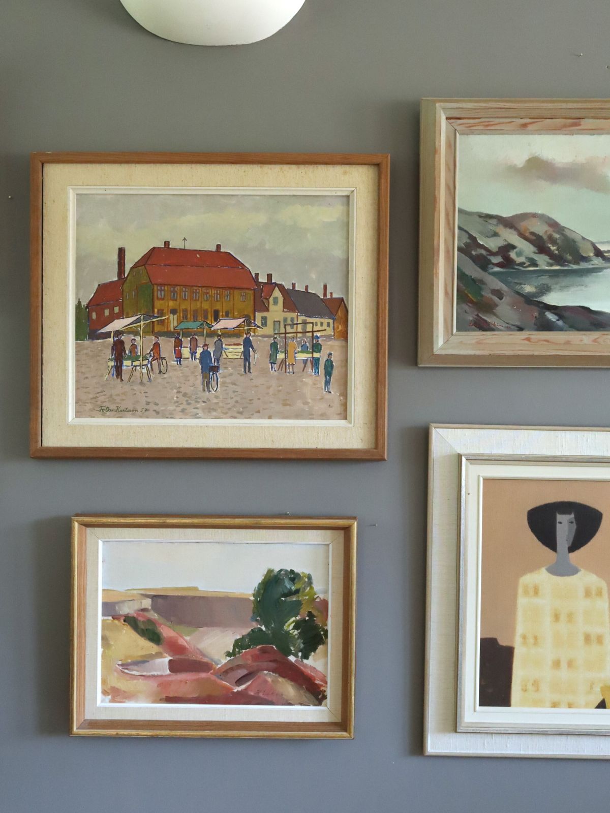 Market Day In The Square  Oil Painting photo furniture