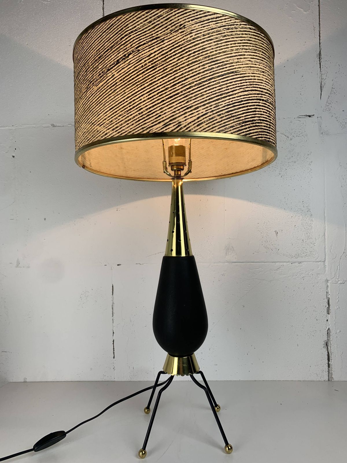 Large Midcentury Sputnik Stilnovo Style Brass Table Lamp, Us 1950s photo furniture