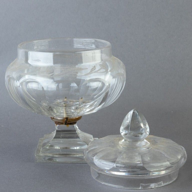 Antique Pair Of Victorian Etched Lidded Glass Urns photo for sale