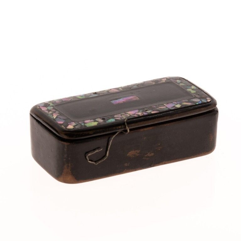 Antique Victorian Inlaid Abalone Shell & Lacquered Papier Mache Snuff Box 19th Century photo for sale