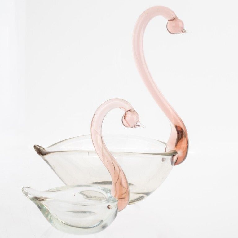 Pair Of Murano Hand Blown Venetian Glass Swan Bowls