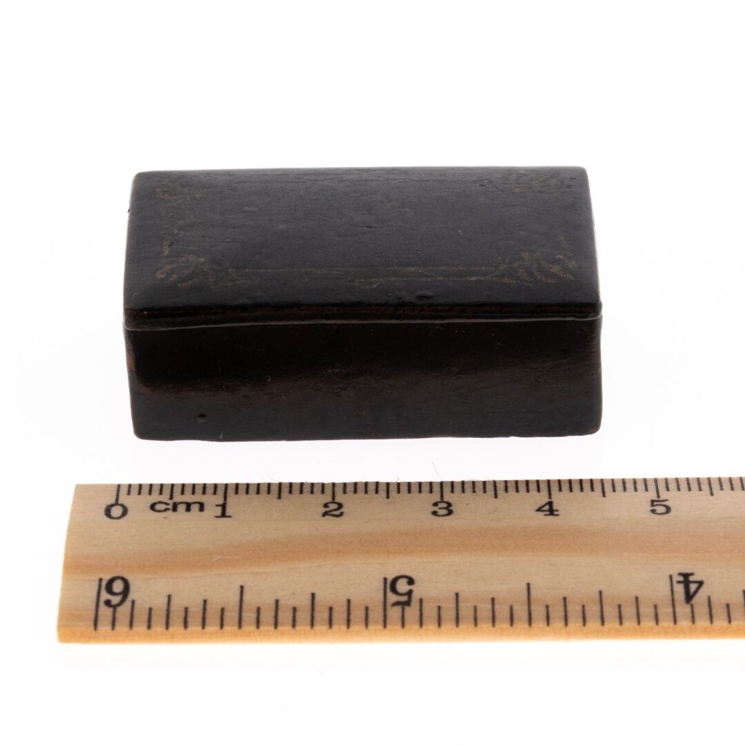 Antique Victorian Lacquered Papier Mache Snuff Box 19th Century photo for sale