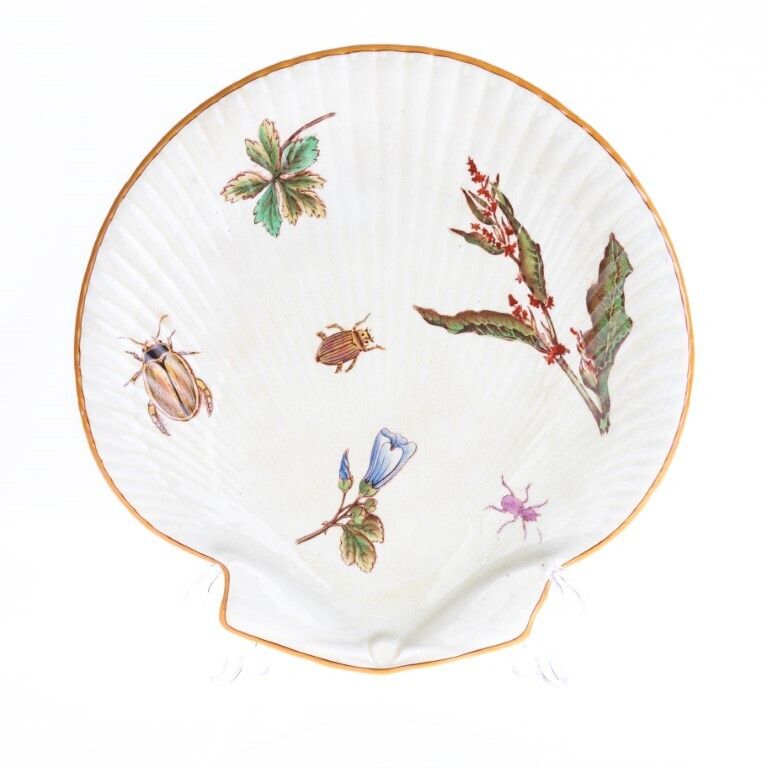 Antique 18th Century Wedgwood Creamware Earthenware Pottery Shell Dish Hand Painted With Flowers & Insects