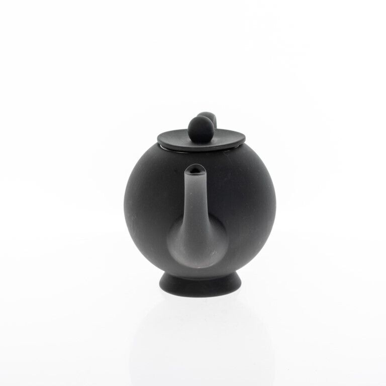 Nick Munro For Wedgwood Black Basalt Jasperware Ceramic Porcelain Teapot photo Home Decor