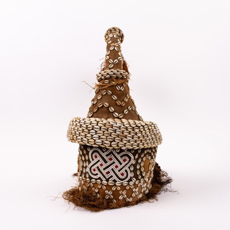 Mid 20th Century African Kuba Helmet Ceremonial Ritual Mask With Shells, Animal Fibres & Raffia photo 375.0