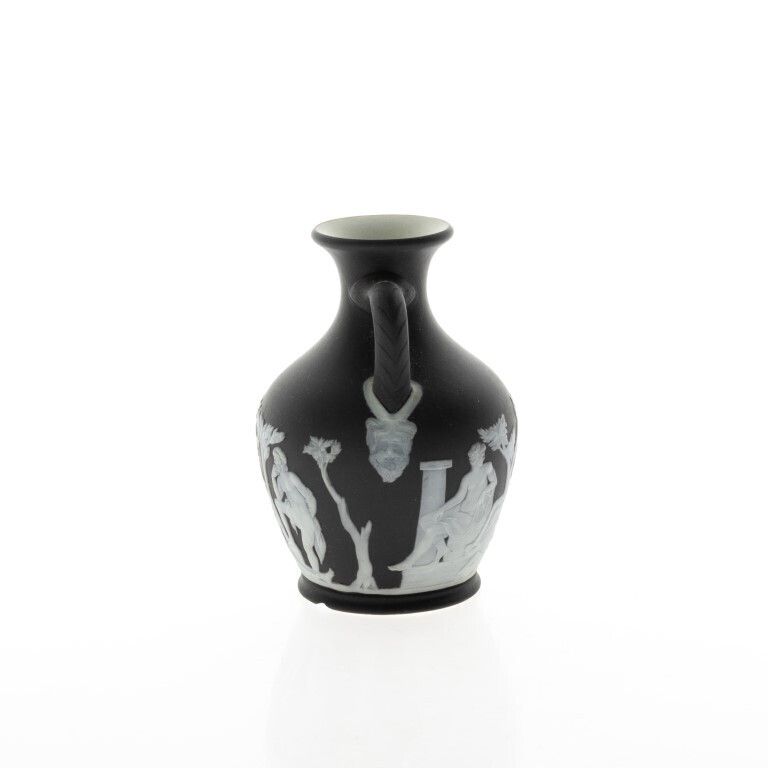 Wedgwood Black Basalt Jasperware Ceramic Porcelain Copy Of The Portland Vase photo Home Decor