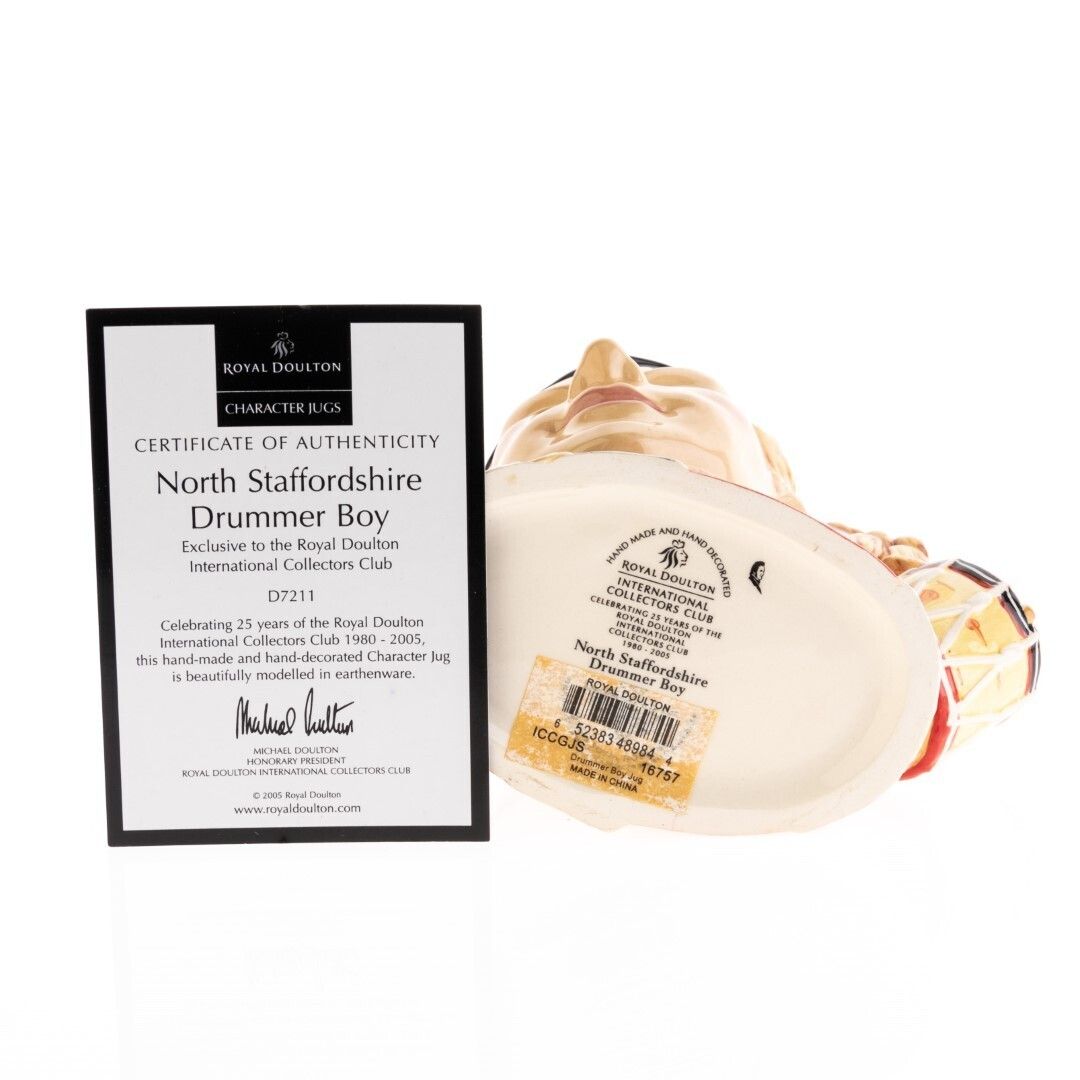 Royal Doulton “North Staffordshire Drummer Boy” English Porcelain Ceramic Pottery Character Toby Jug photo furniture