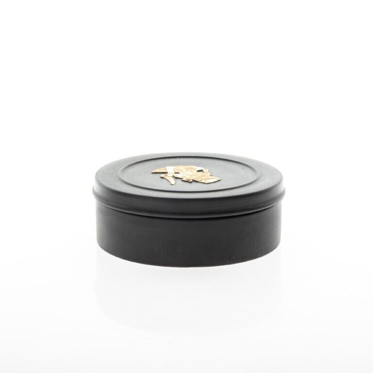 Wedgwood Egyptian Style Gilt Black Basalt Jasperware Ankhesenamum Lidded Portrait Box photo 85.0