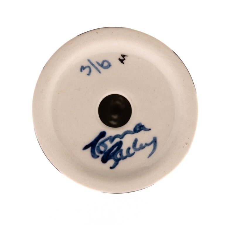 Lorna Bailey Signed Limited Edition 3/6 Porcelain Art Deco Style Pottery Sugar Sifter photo furniture
