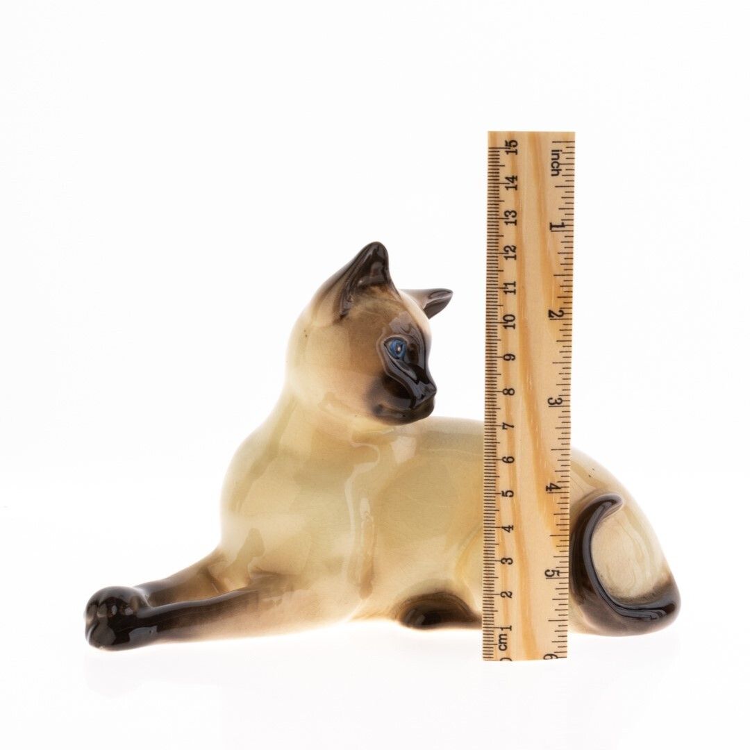 Beswick Recumbent Siamese Cat Porcelain Pottery Ceramic Figure photo for sale