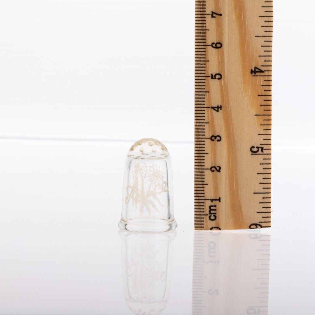 Antique Art Nouveau Glass Thimble Engraved With Flowers & The Name Alice photo for sale