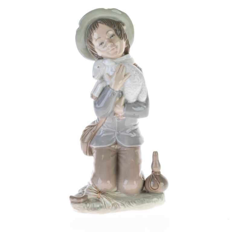 Nao By Lladro Fine Porcelain Sculpture Of A Shepherd Boy With Lamb