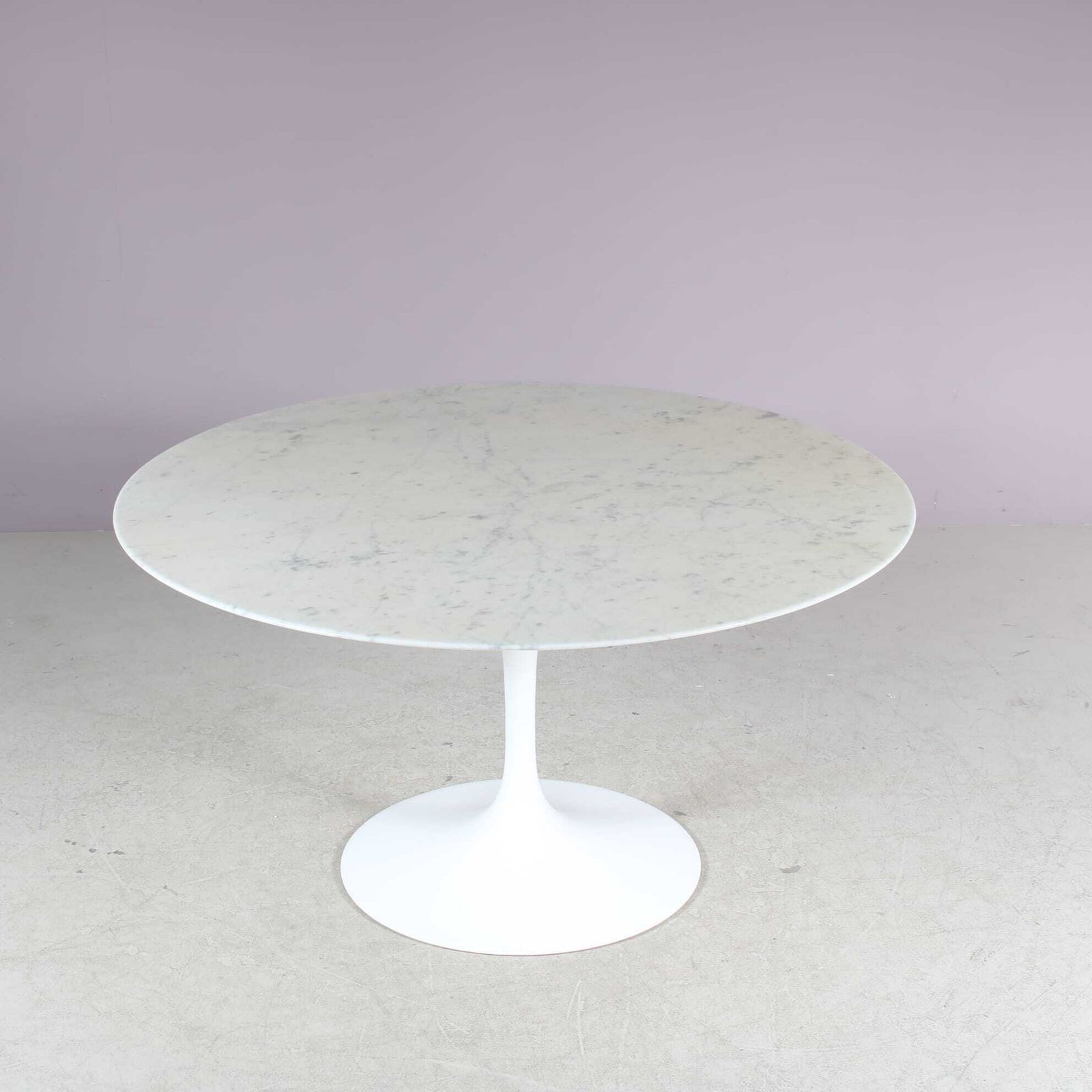 “Tulip” Dining Table By Eero Saarinen For Knoll International, USA photo for sale