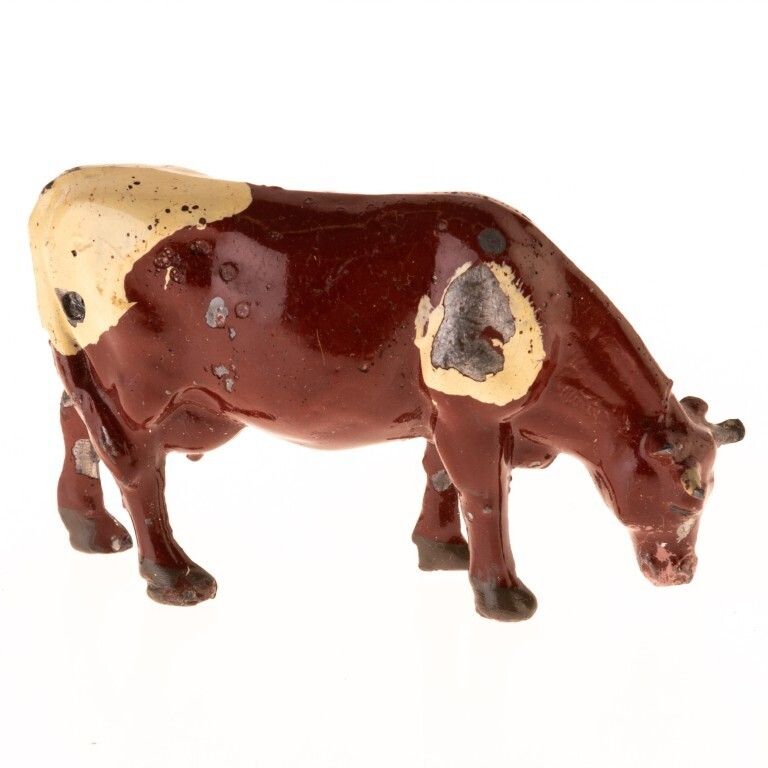 Pre War Diecast Lead Miniature Figure Of A Cow