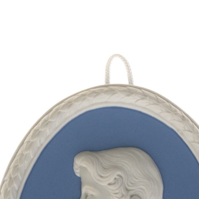 Wedgwood Blue Jasperware Ceramic Porcelain Queen Elizabeth II Portrait Medallion Laurel Leaf Plaque photo for sale