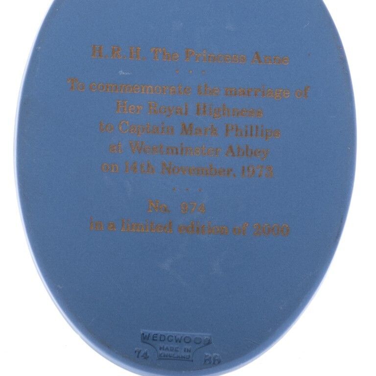 Wedgwood Blue Jasperware Ceramic Porcelain Princess Anne Portrait Medallion Laurel Leaf Plaque photo 85.0