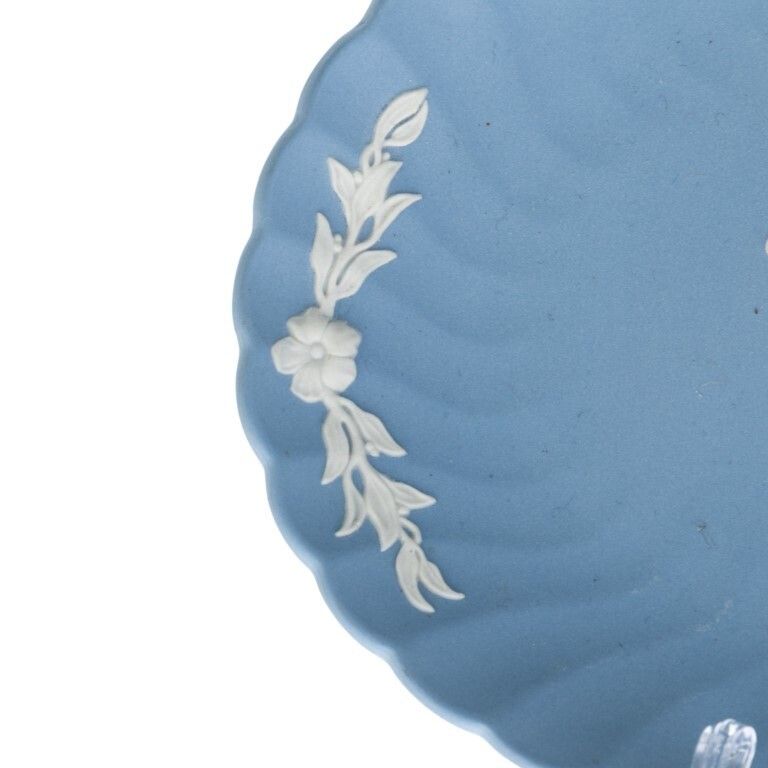 Wedgwood Blue Jasperware Ceramic Porcelain Bas Relief Royal National Hospital Portrait Plate photo for sale