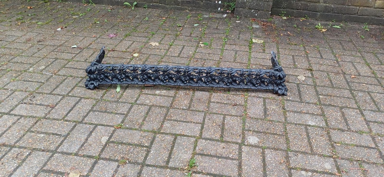 Antique Cast Iron Fire Fender With Fruit And Foliage Motif – Ornate Victorian Fireplace Guard Vintage Hearth Surround