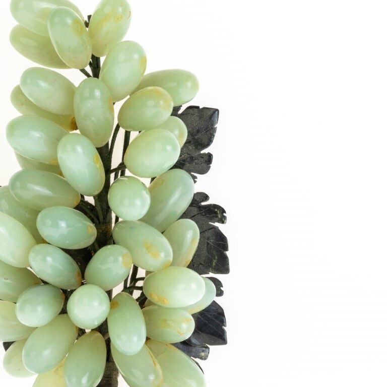 Art Deco Carved And Polished Alabaster Jade Grapes photo Home Decor